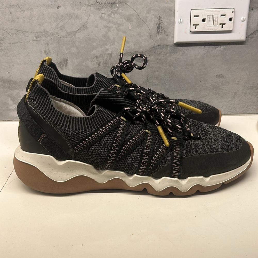 Madewell Knit Sneakers - Picture 7 of 8